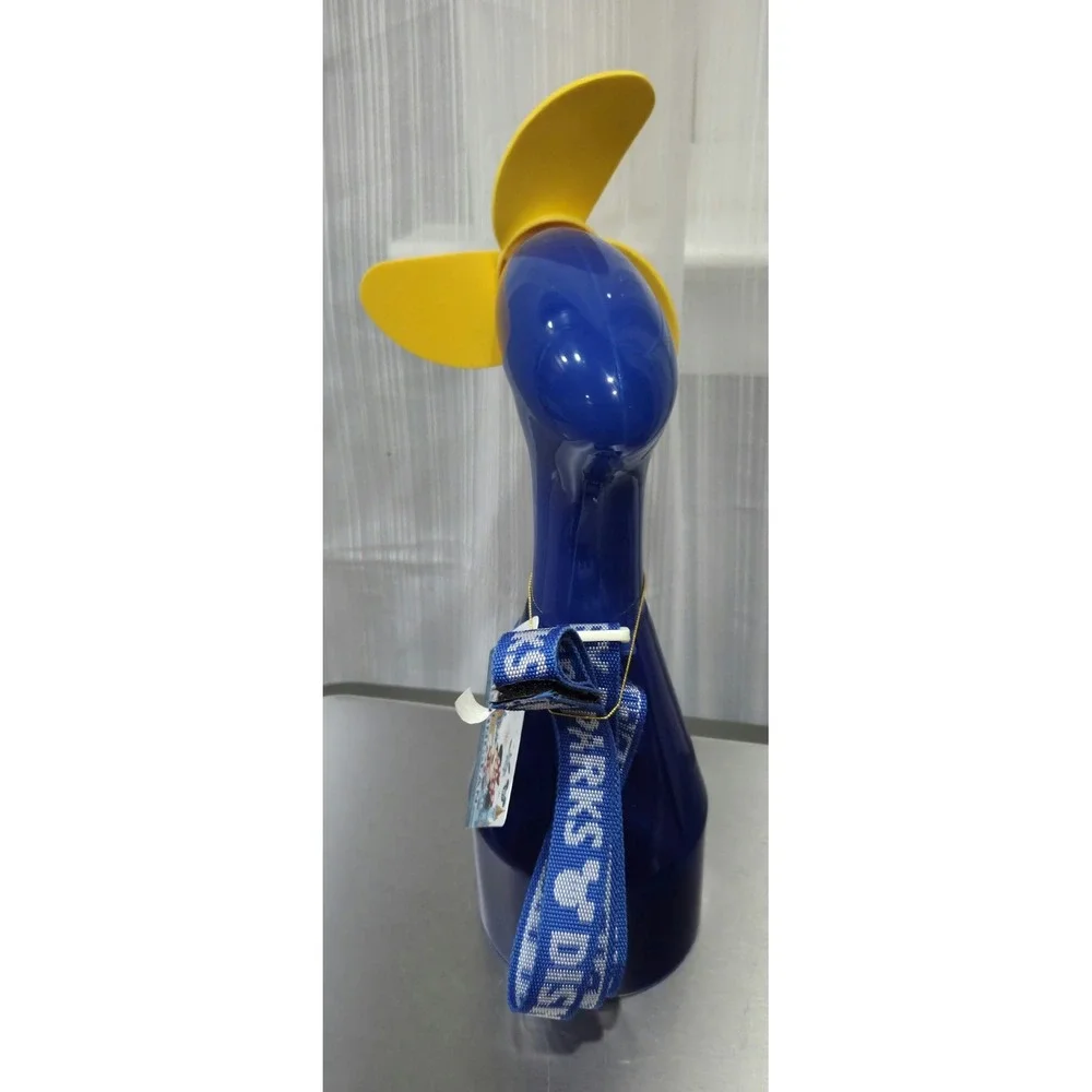 WALT DISNEY WORLD PARKS Misting Water‎ Spray Fan W/Lanyard 